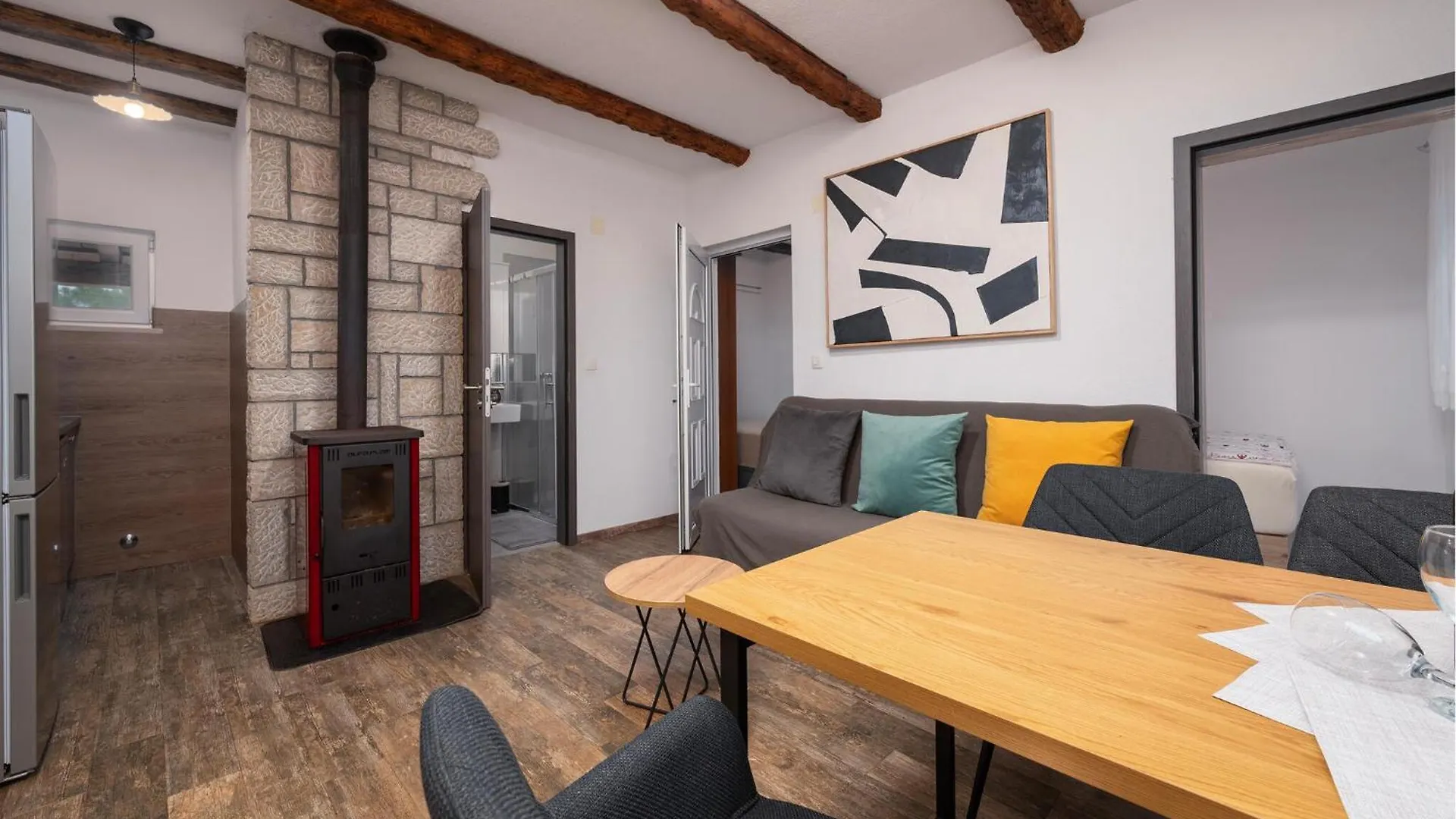 2 Bedroom Beautiful Home In Peroj Дом отдыха