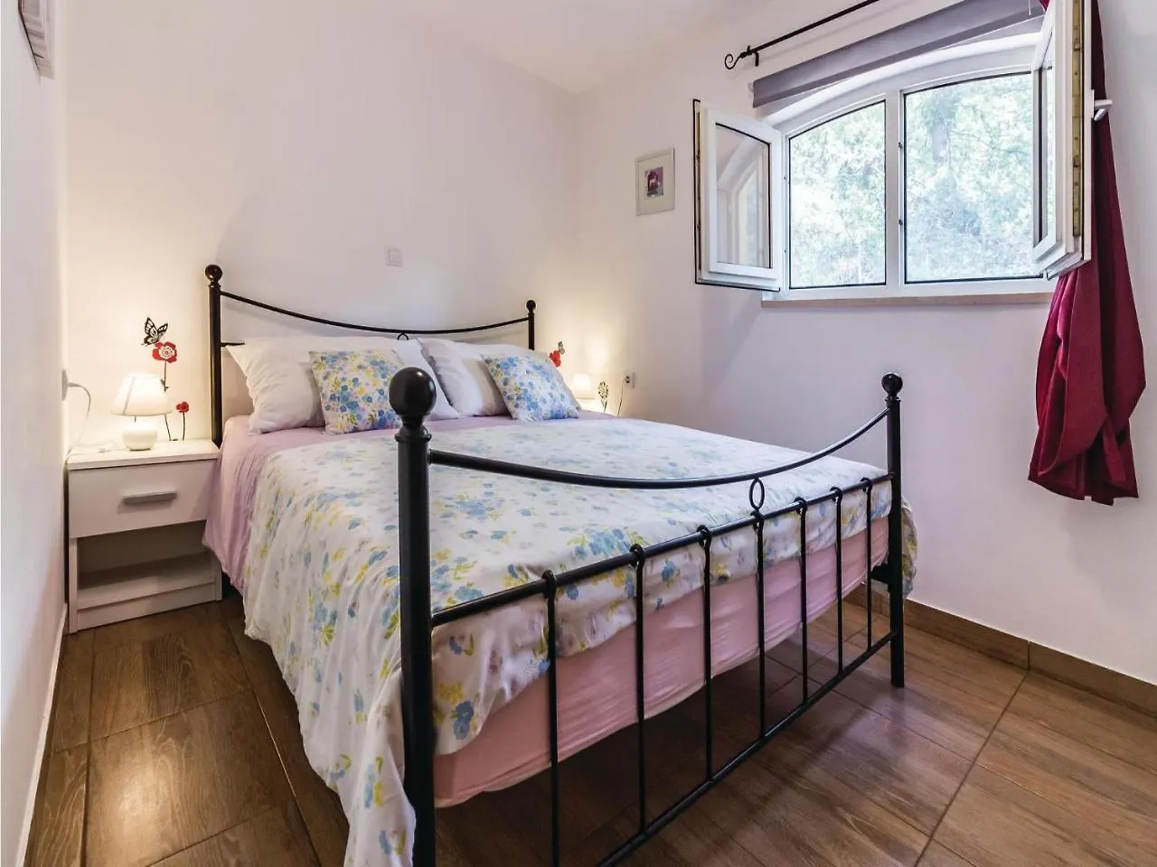 2 Bedroom Beautiful Home In Peroj Дом отдыха